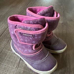 Geox boots size 6